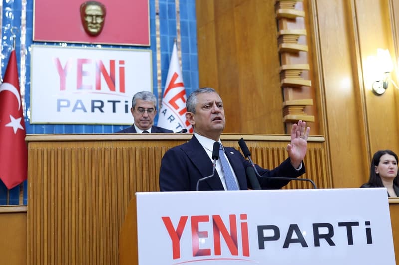 Yeni Parti delege sistemini terk ediyor: Üyeler genel başkanı doğrudan seçecek