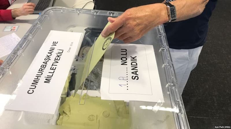 2018 seçimlerinde oy kullanma